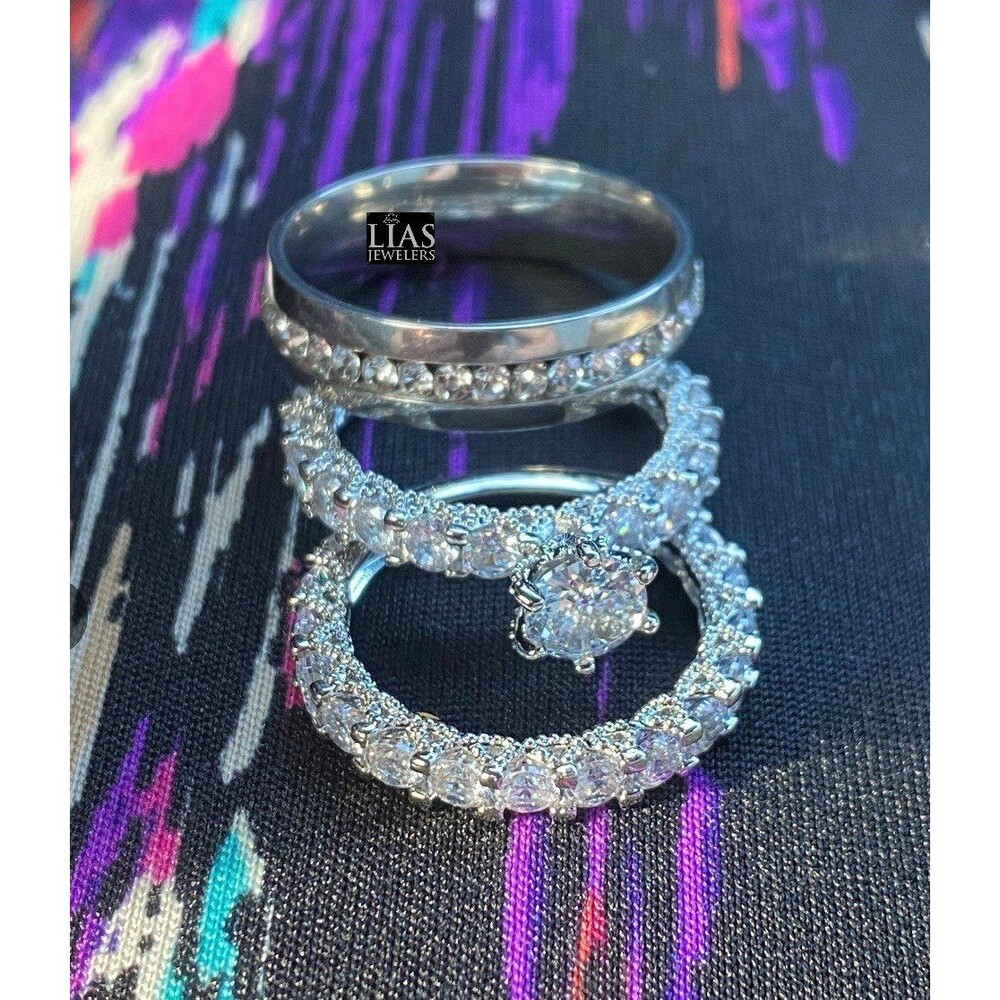 New 18k white gold wedding ring set his and hers
